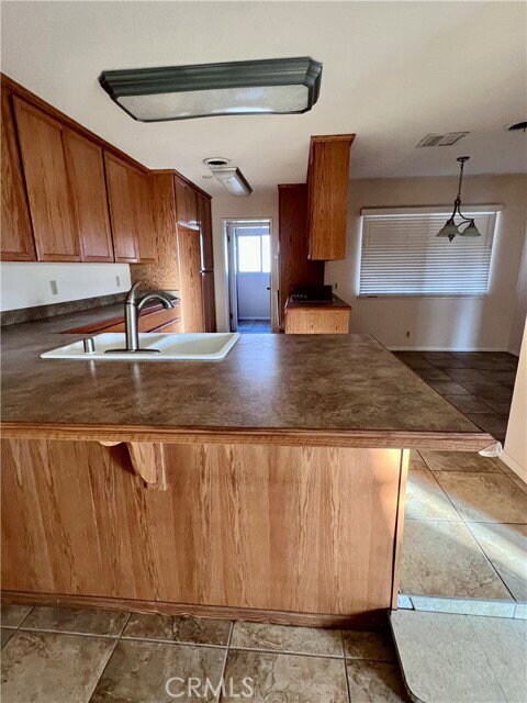 Photo - 44519 Foxton Ave