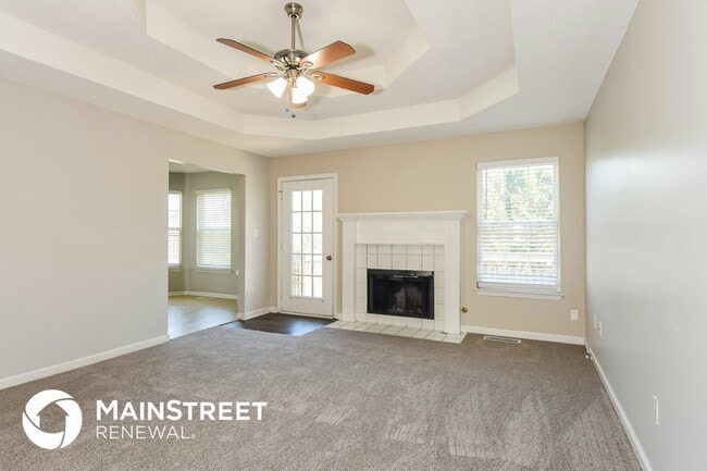 Photo - 5752 Graceland Dr SW