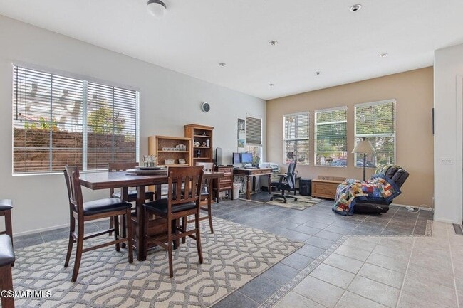 Photo - 1477 Windmill Way