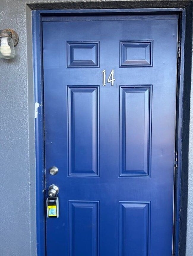 Photo - Well maintained 2/1 centrally located