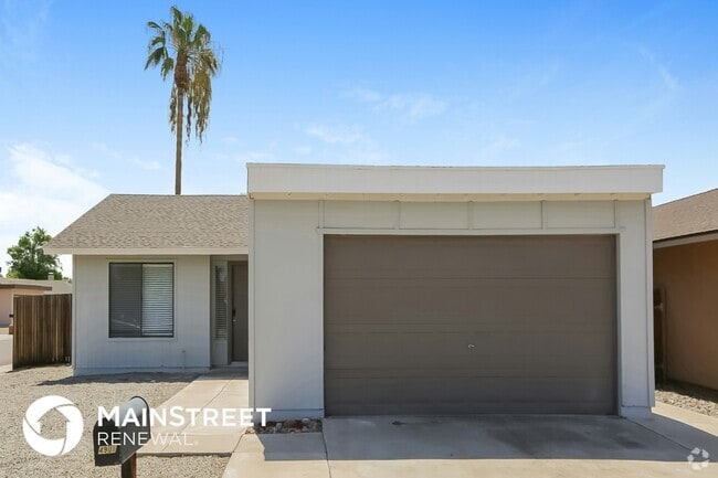 Building Photo - 4901 W Puget Ave Rental