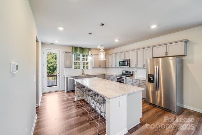 Photo - 10013 Hemingway Pl