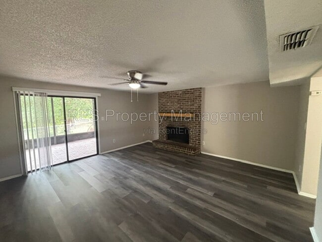 Photo - 4974 Sanoma Village