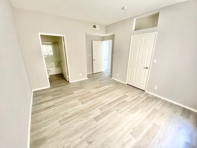 Photo - 3619 Cardiff Ave Unit 103