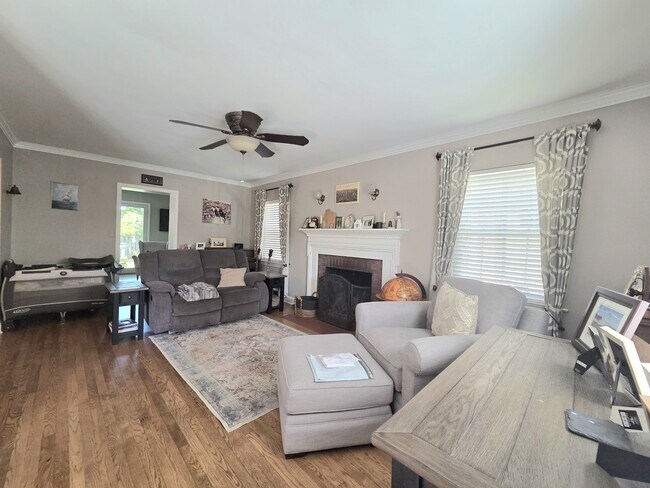 Photo - 2408 Cameron Mills Rd