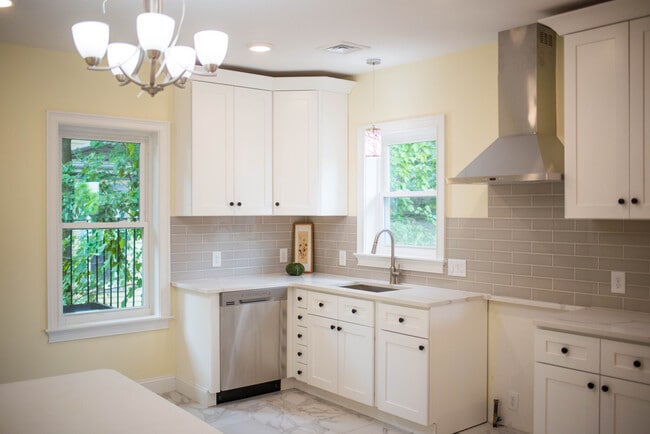 Photo - 624 Cambridge St Unit 2