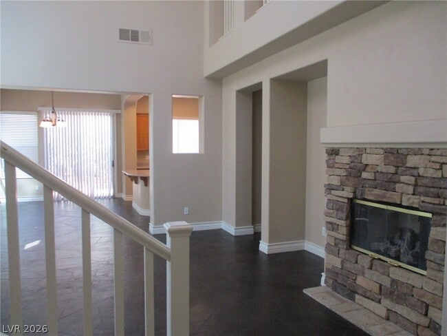 Photo - 2435 Carnegie Hall St