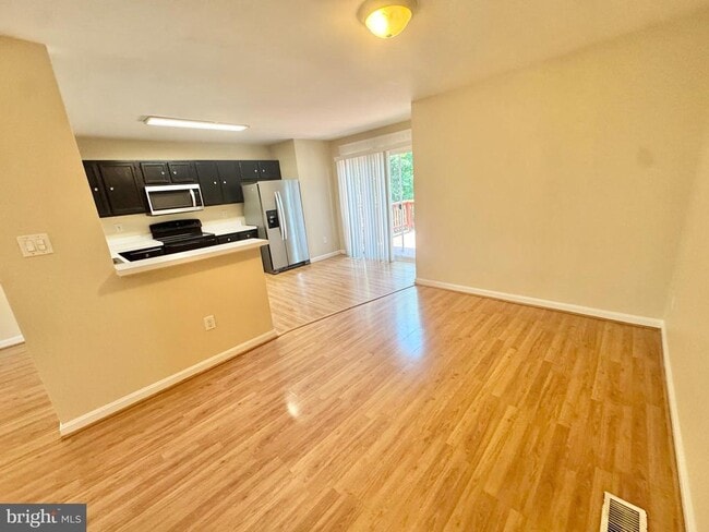 Photo - 704 Stafford Glen Ct