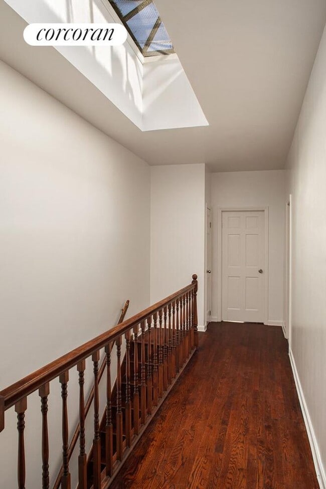 Photo - 165 W 126th St