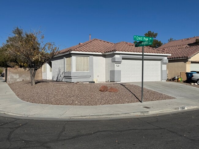 Photo - 7266 Crest Peak Ave House