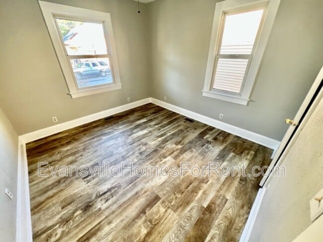 Photo - 405 N Morton Ave