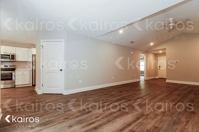 Photo - 149 Cottage Grove Rd