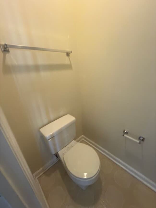 Photo - Two bedroom, 1.5 townhouse in Graham (Park Place Apts) Unit M