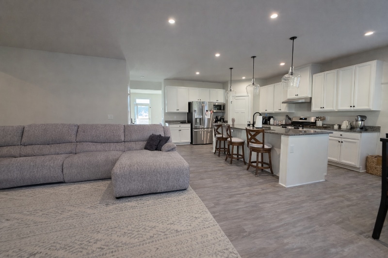 Photo - 425 Patriots Walke Dr