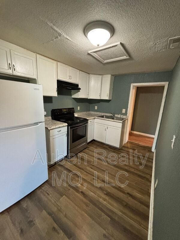 Building Photo - 704 N Willow Ave Rental