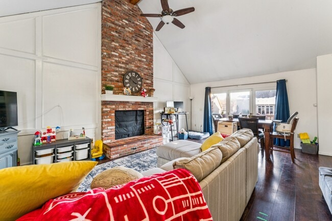 Photo - 15523 W 83rd Terrace