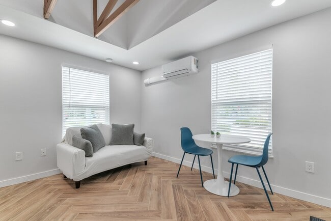 Photo - 601-603 Lyndhurst St Unit 601 A