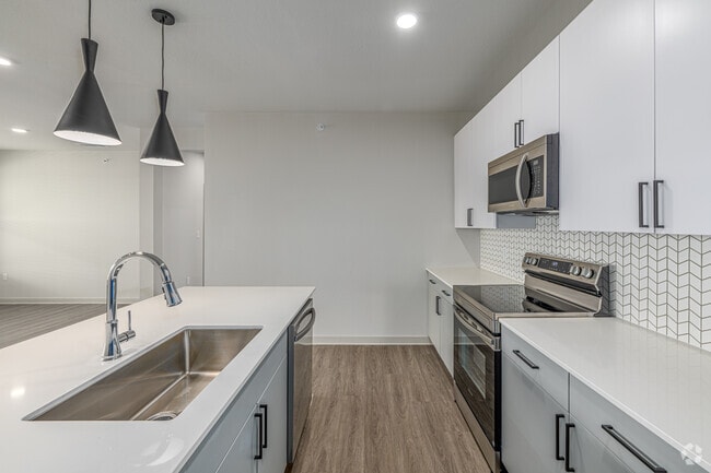 3BR, 2BA - 1,352SF - Kitchen