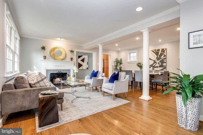 Photo - 3233 Stephenson Pl NW