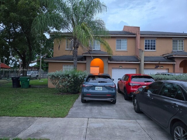 Building Photo - 11511 Robinson St Rental