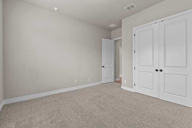 Photo - 1612 Eaton Pk