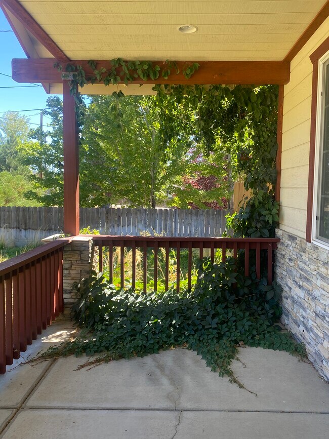 Photo - 1013 Eagle Ln