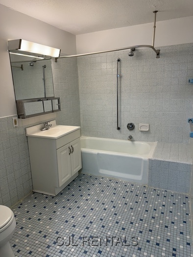 Photo - 71 Montvale Ave Unit 12