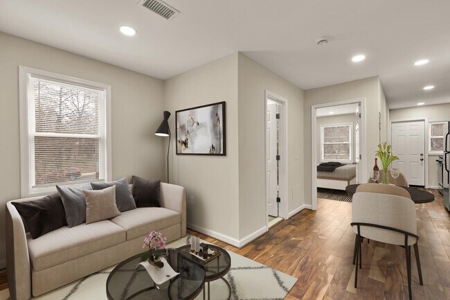 Photo - 4131 Hunt Pl NE