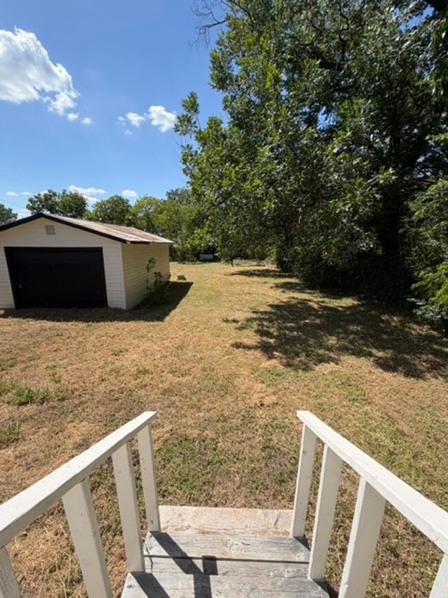 Photo - 2123 Burnett Ave