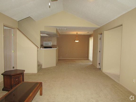 Building Photo - 1019 Willow Bluff Dr Rental