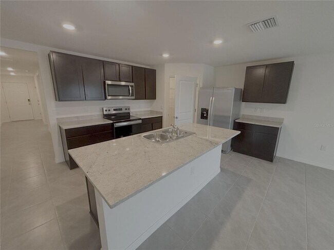 Photo - 481 W Rexford Dr
