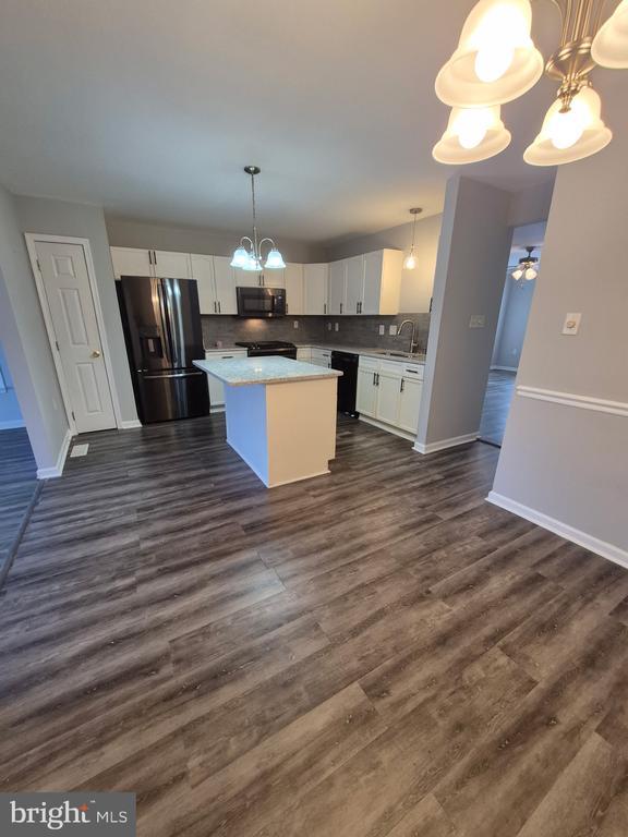 Photo - 43 Scarboro Dr