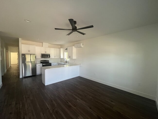Photo - Newly built homes with City of Redding solar!