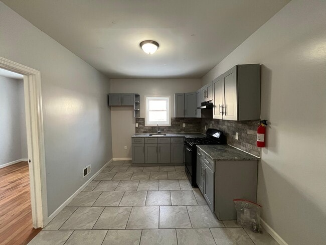 Photo - 124 Virginia Ave Unit 1F