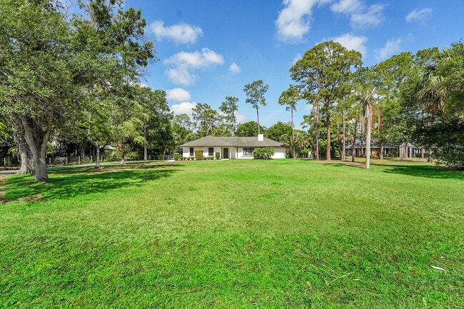 Photo - 17717 Bridle Ln