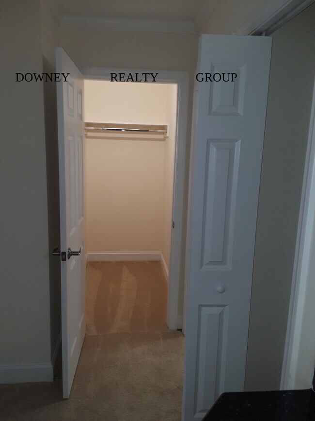 Photo - 1450 Worcester Rd Unidad 1