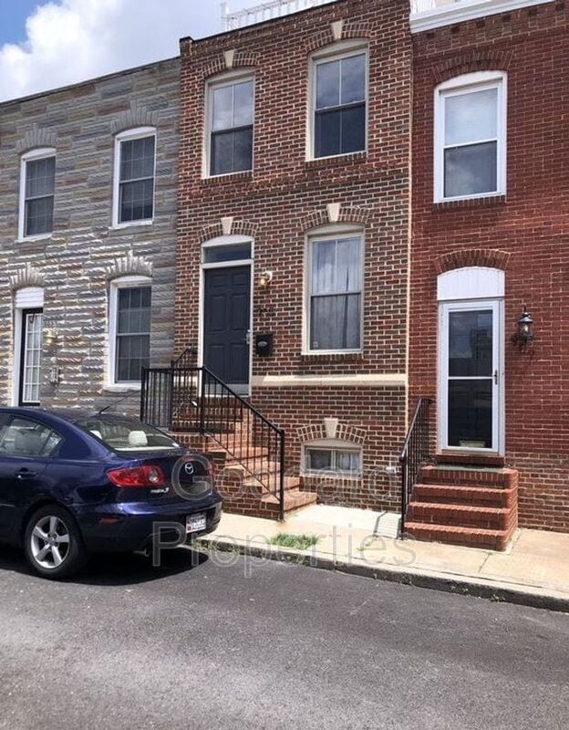Building Photo - 905 S Streeper St Rental
