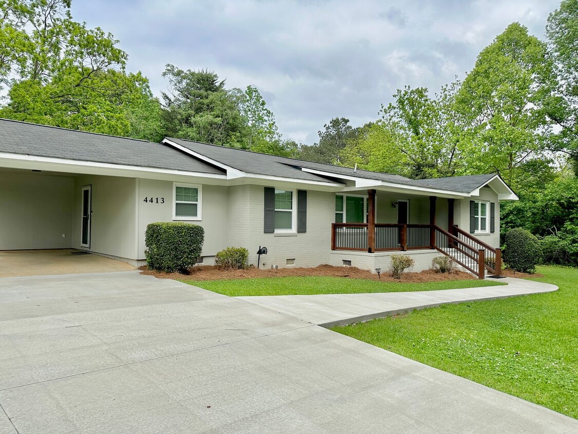 Totally Updated Home on Oak Bowery - Totally Updated Home on Oak Bowery