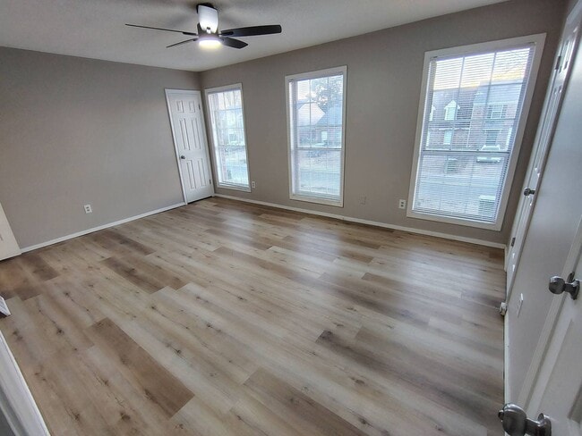 Photo - Spacious 2 bedroom 2.5 bath townhome for lease