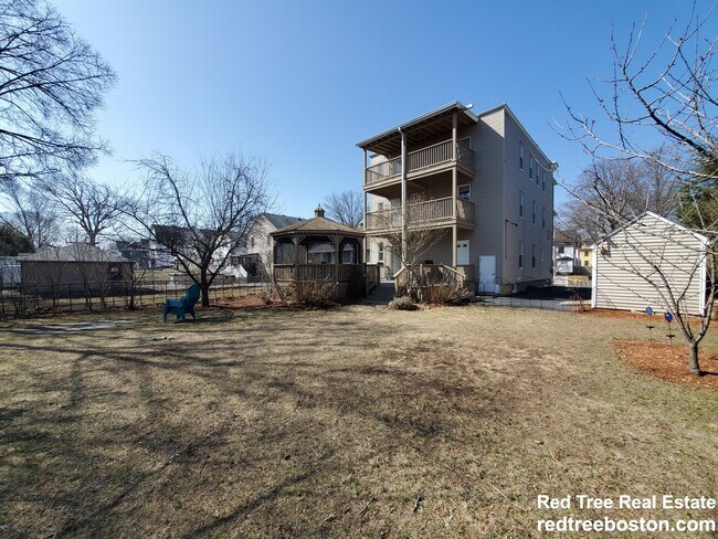 Photo - 47 Logan Ave Unidad 1