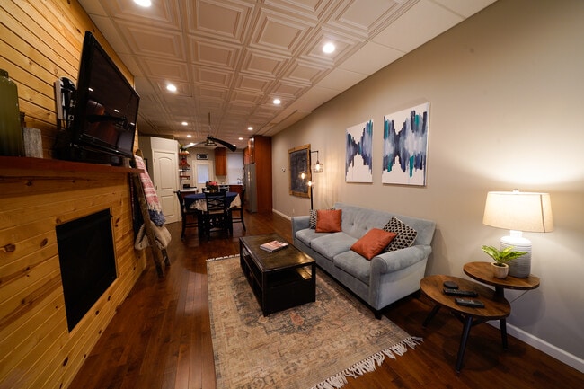 Photo - 1316 S 6th St