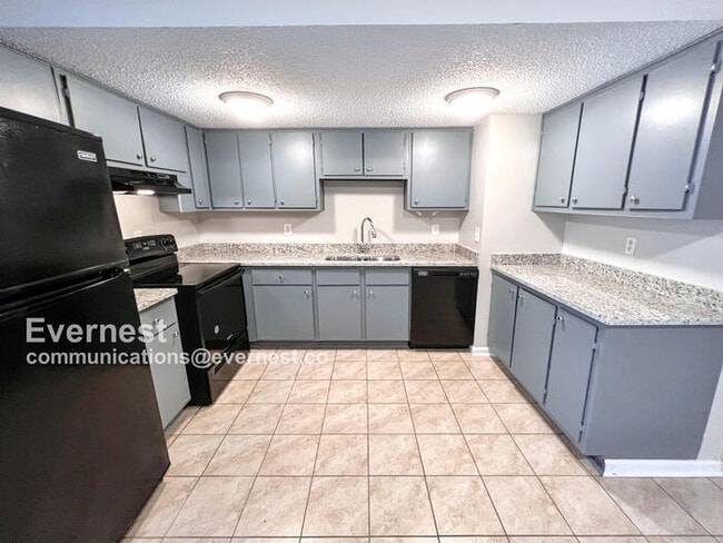 Photo - 5698 Winterwood Dr