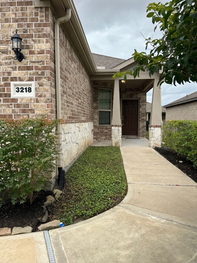 Photo - 3218 Chimney Swift Ln