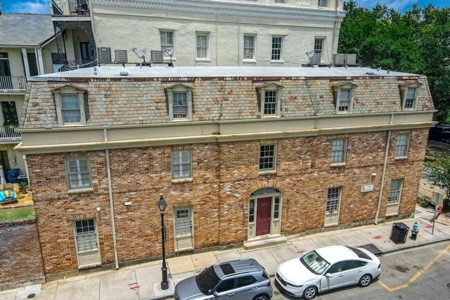 Photo - 1323 Dauphine St Unit 3