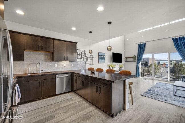 Photo - 1412 Tonopah St