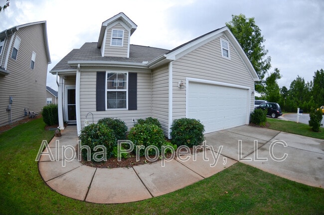Photo - 135 Raven Hill Way