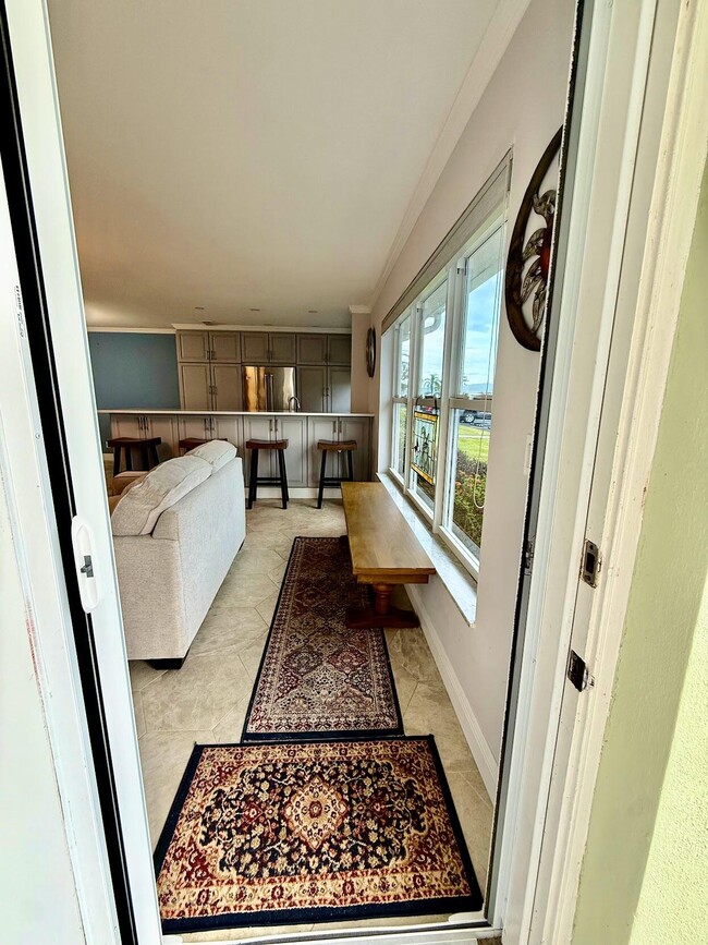 Photo - 916 Savannas Point Dr Unit B