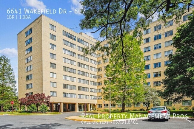 Building Photo - 6641 Wakefield Dr Unit 607
