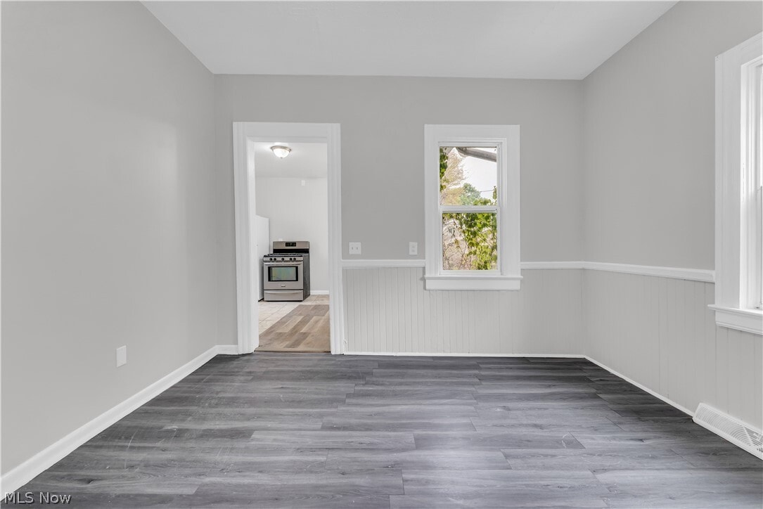 Photo - 14131 Berwyn Ave