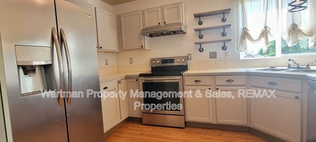 Photo - 3241 Viero Dr